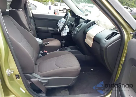 2013 Kia Soul z USA, uszkodzony, nr VIN KNDJT2A53D7572257